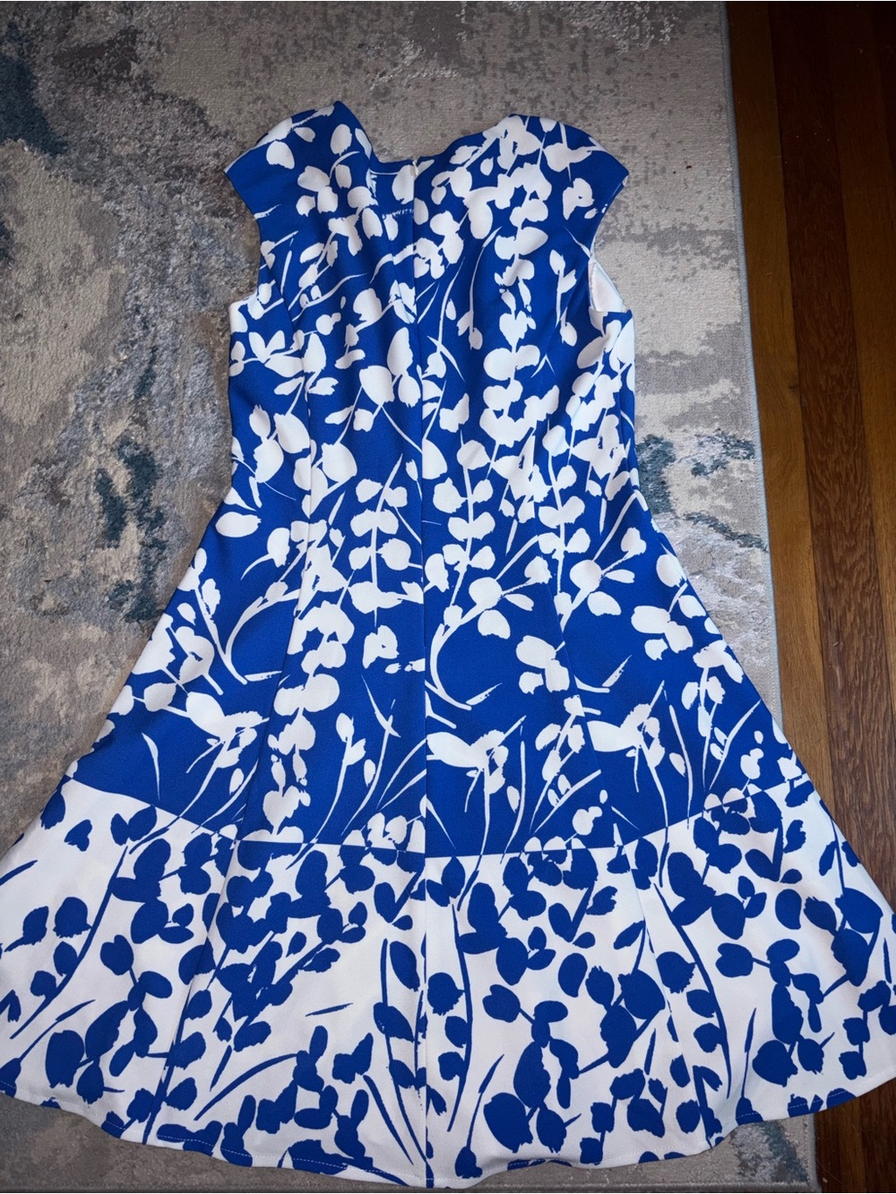 London Times Blue and White Floral Midi Dress - Picture 3 of 4